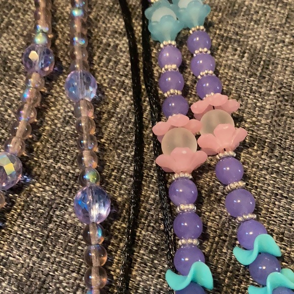 SALE Four Flower Necklaces - Picture 5 of 5